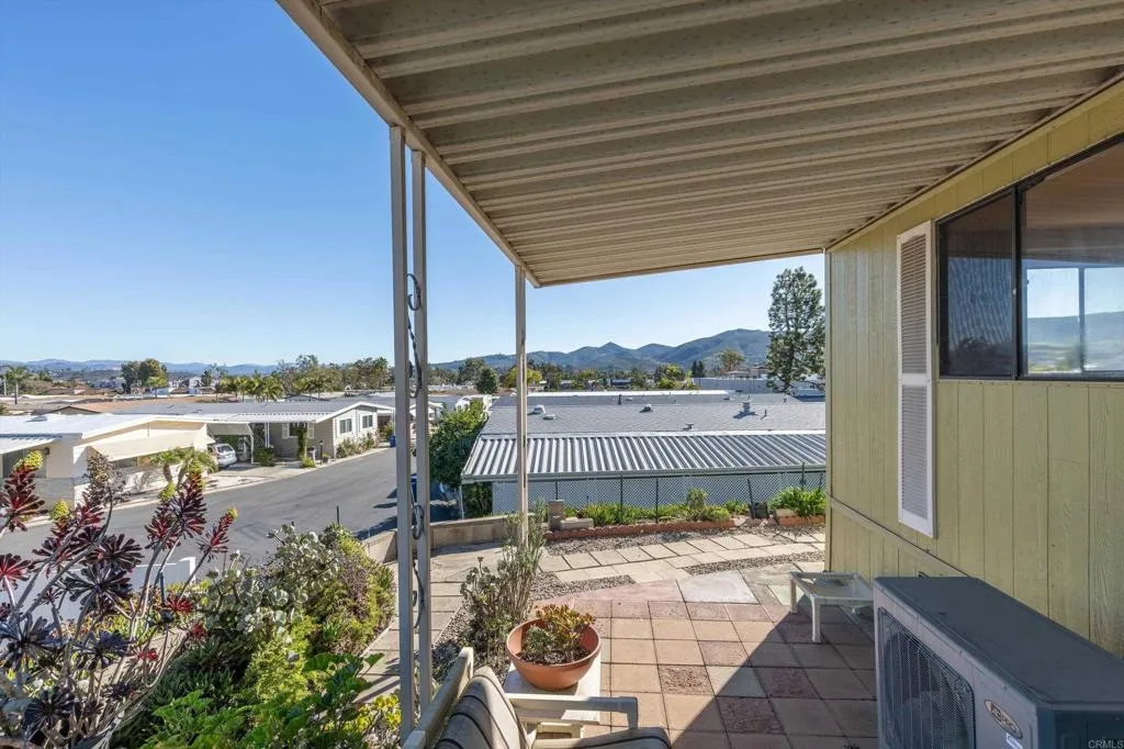 https://cdn.realtyfeed.com/cdn/127/306622351/213e6430a6e1de9197171f9d4a5fc182.webp