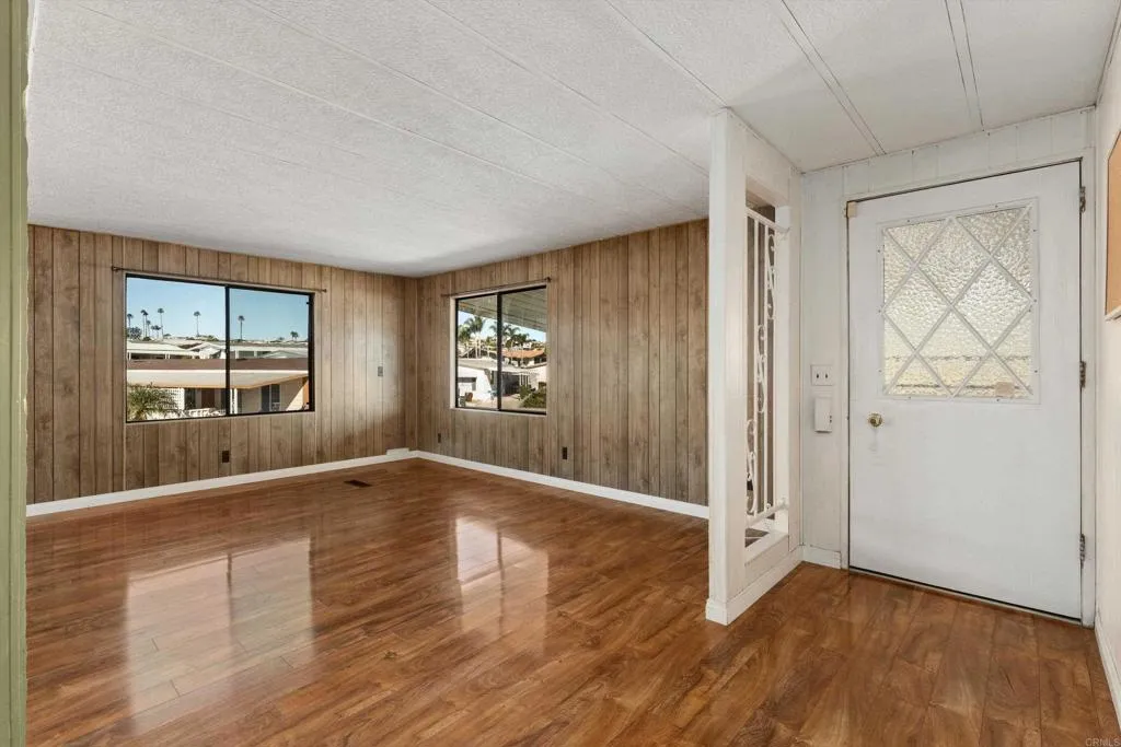 https://cdn.realtyfeed.com/cdn/127/306622351/3812b13aa204b83620895c5413344a96.webp