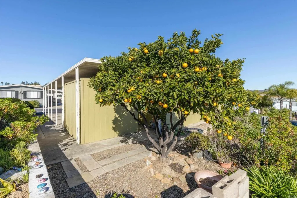 https://cdn.realtyfeed.com/cdn/127/306622351/6d7770246bc4b929f1eb669575399bf1.webp