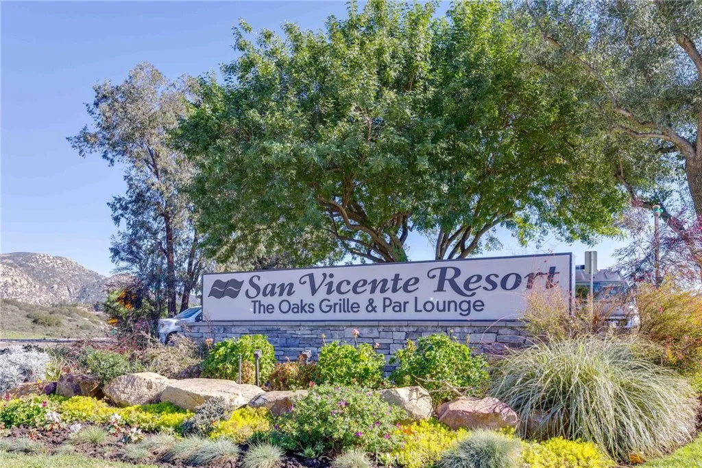 https://cdn.realtyfeed.com/cdn/127/306622366/137d376f818324b647cfa29fb5ce77de.webp