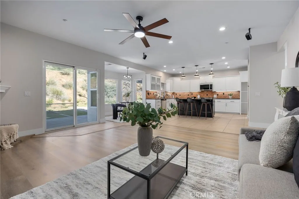https://cdn.realtyfeed.com/cdn/127/306622366/ab3cbc1dbfa4ae5a5802ee60be19634c.webp