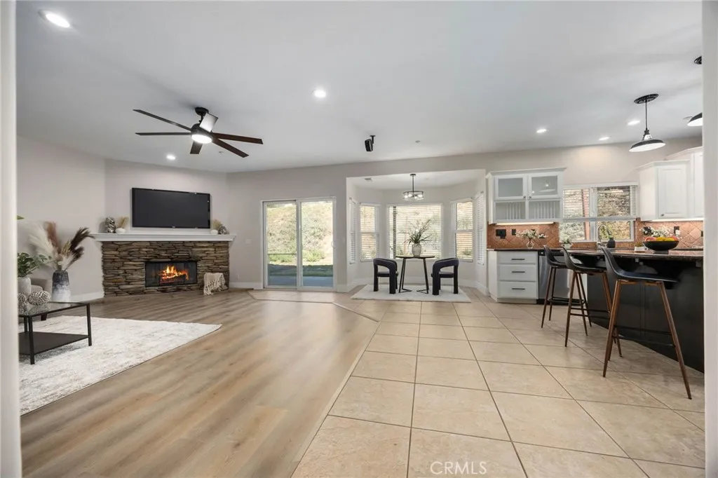 https://cdn.realtyfeed.com/cdn/127/306622366/b6f9f89552dad5ce9ebd220252617905.webp