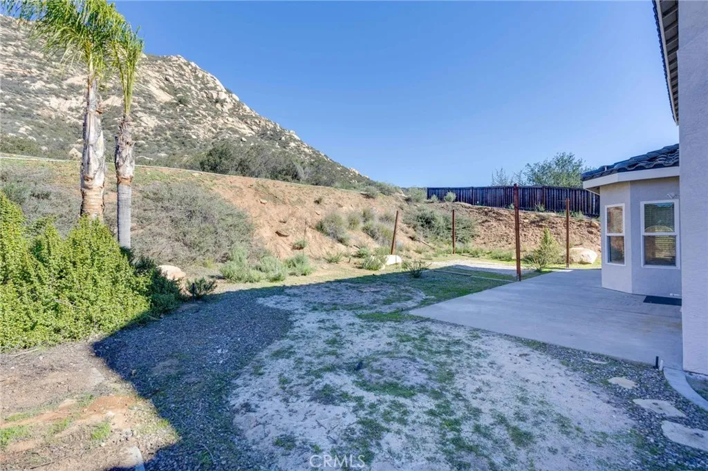 https://cdn.realtyfeed.com/cdn/127/306622366/d1ae0053b4f1826f2e71d30a60a708aa.webp