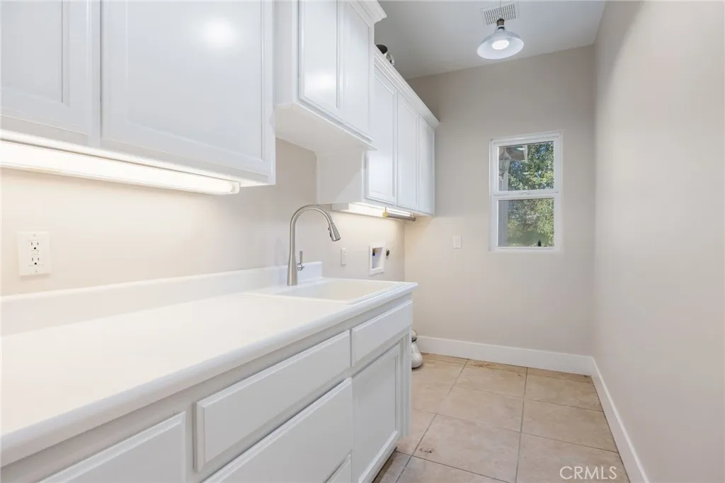 https://cdn.realtyfeed.com/cdn/127/306622366/fee47fa2b006abc3ae333d1c6b1dfab8.webp