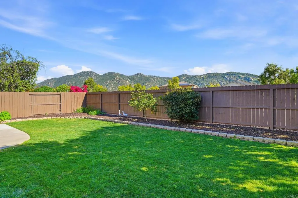 https://cdn.realtyfeed.com/cdn/127/306622386/d5b337c377017ad476e8c2a4b8d42b36.webp
