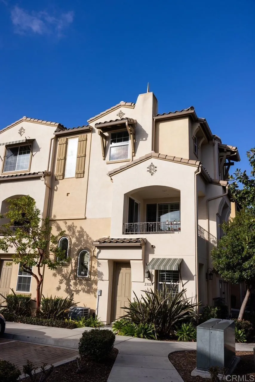 https://cdn.realtyfeed.com/cdn/127/306622403/38193bff8b66c90fdfe011ba0094f9d7.webp