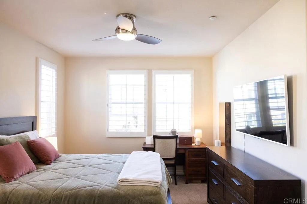 https://cdn.realtyfeed.com/cdn/127/306622403/b0e5e48f7f5ce10fb78e6f11a27b1fca.webp