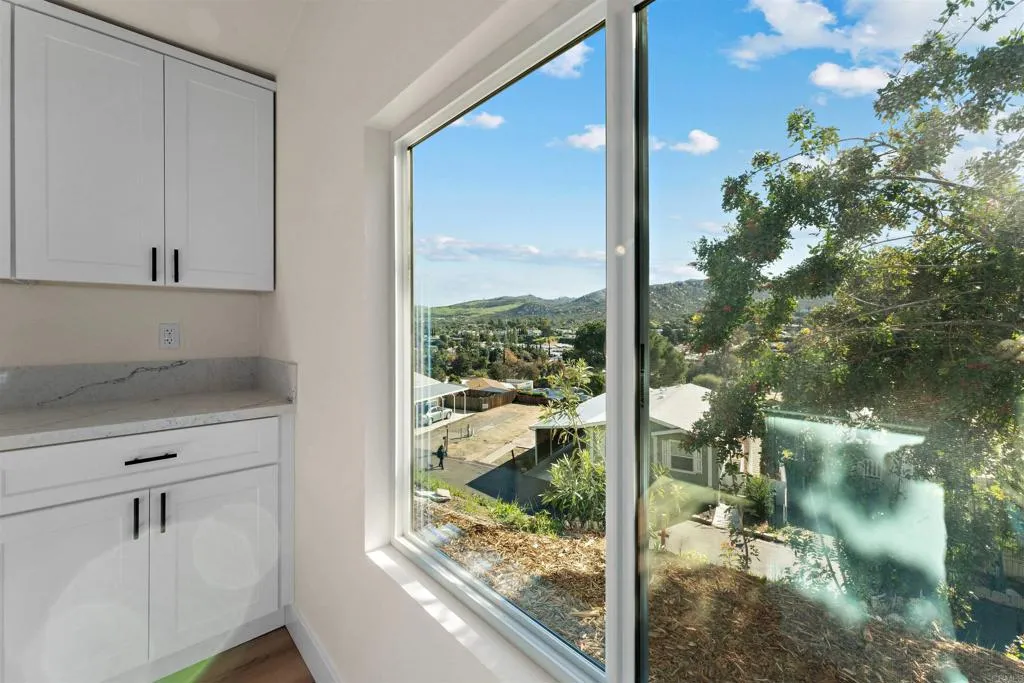https://cdn.realtyfeed.com/cdn/127/306622505/1b6fa36d3e2953b6b458157452128430.webp