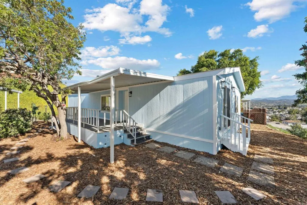 https://cdn.realtyfeed.com/cdn/127/306622505/9d8bda145c32d35d8f8e533b9a179812.webp