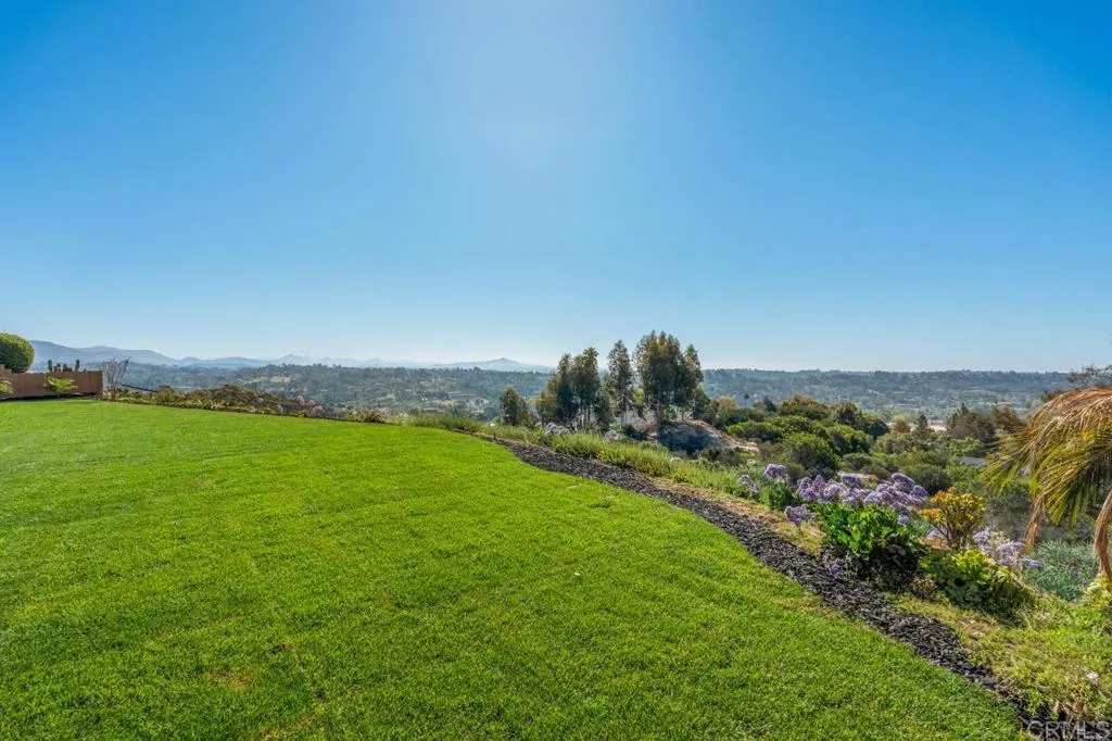 https://cdn.realtyfeed.com/cdn/127/306622508/576f3b78c26b1a4158f9bf34d41965fb.webp