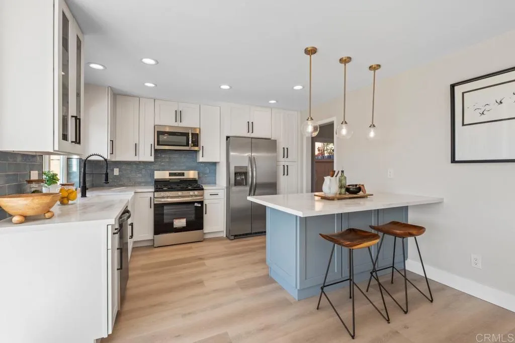 https://cdn.realtyfeed.com/cdn/127/306622508/f077879d4b0fd1ee42544bc61b873362.webp