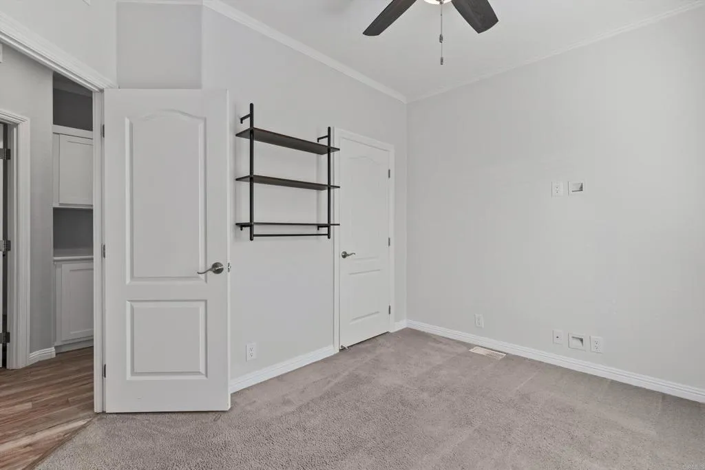 https://cdn.realtyfeed.com/cdn/127/306622539/648b39da48b0a05c601f58406c8dd029.webp
