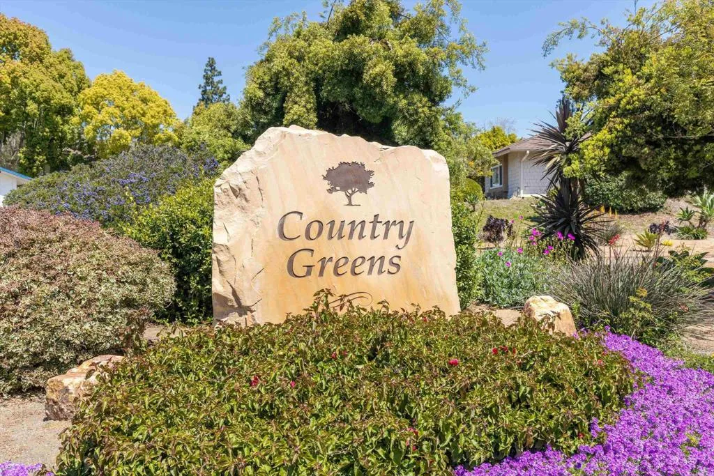 https://cdn.realtyfeed.com/cdn/127/306622579/511ad2de22b51ad78a65fadc17fd0c40.webp