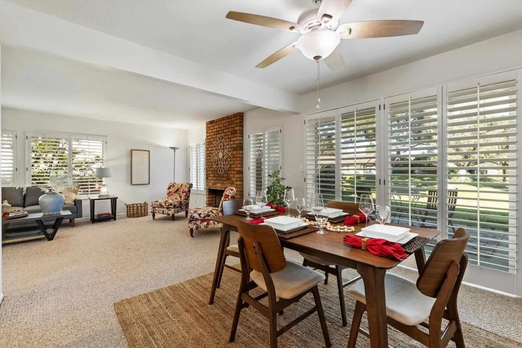 https://cdn.realtyfeed.com/cdn/127/306622579/b8917a3a51d4f10382219b52256615a2.webp