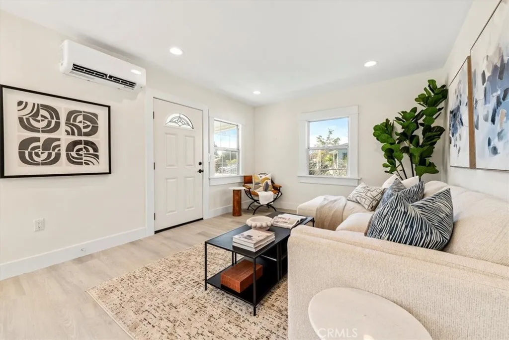 3162 L Street, San Diego, CA, 92102