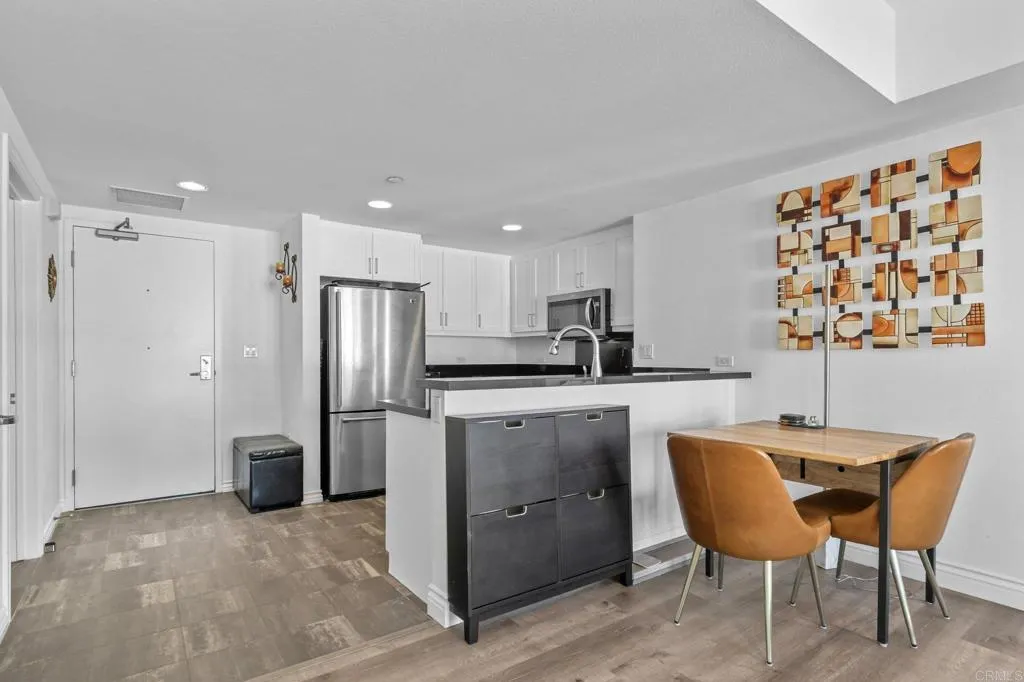 https://cdn.realtyfeed.com/cdn/127/306622616/4c398a0ade43fc86ecec04360622584d.webp