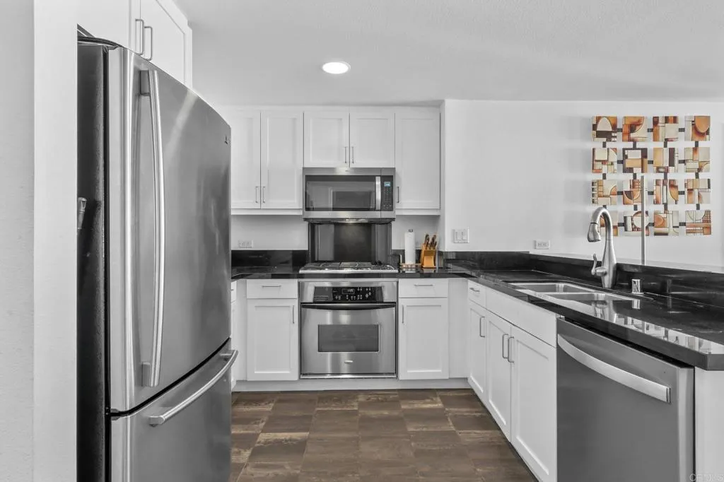 https://cdn.realtyfeed.com/cdn/127/306622616/cac8b5cdefe0d1b08ca3d339c25a9fdf.webp
