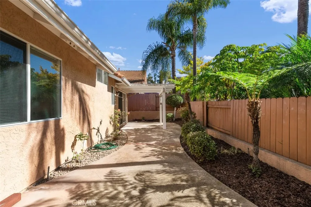 https://cdn.realtyfeed.com/cdn/127/306622621/206d300843b974084234baf42a493e31.webp