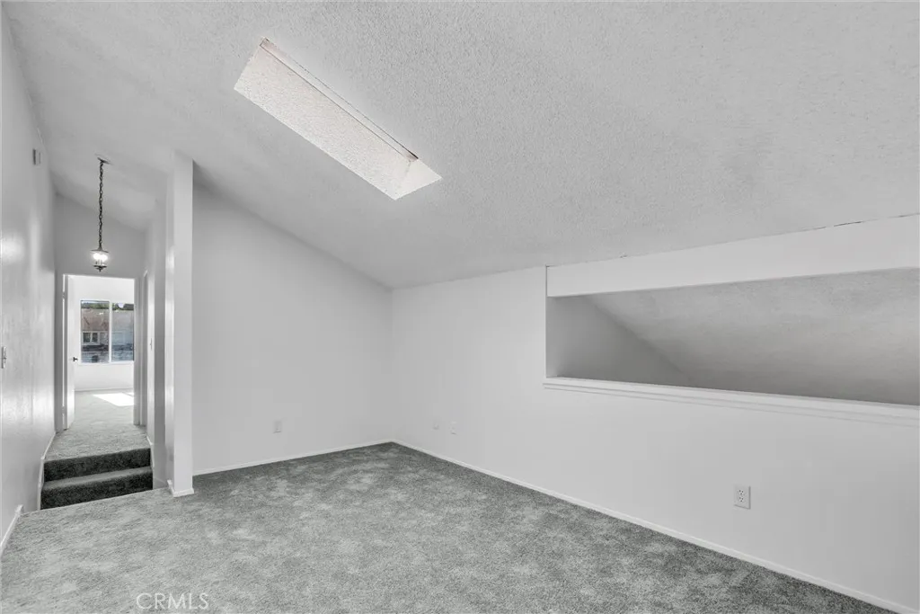 https://cdn.realtyfeed.com/cdn/127/306622690/28904a80829105abd26f7f75b9c9f42c.webp