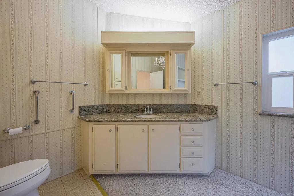 https://cdn.realtyfeed.com/cdn/127/306622811/9e52939f23f72663873ba089ee9c0d30.webp