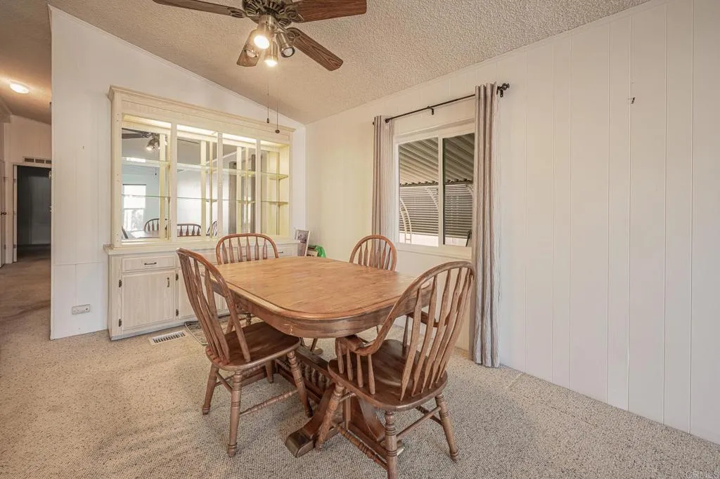 https://cdn.realtyfeed.com/cdn/127/306622811/e0e205b7dc76600e3fb832466e4f0224.webp