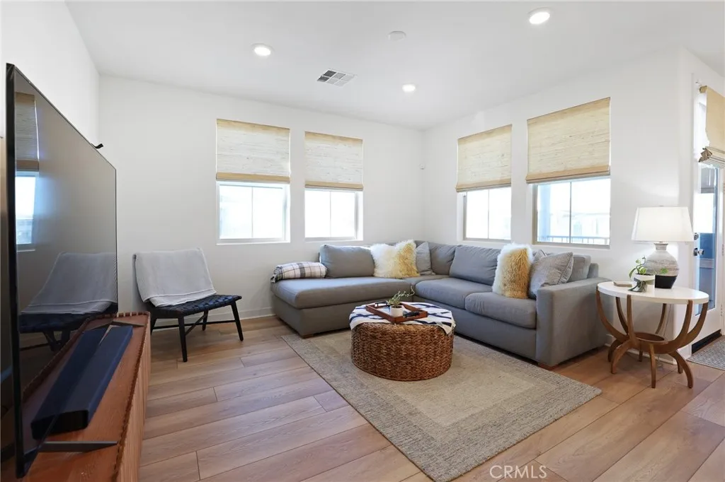 1300 Lasso Way Unit 301, Rancho Mission Viejo, CA 92694 - Photo 3 of 17, Rancho Mission Viejo, CA