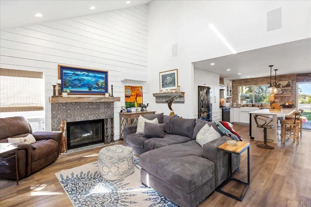 https://cdn.realtyfeed.com/cdn/127/306622844/ef8fe68cae49c68b56ac9e833687c071.webp