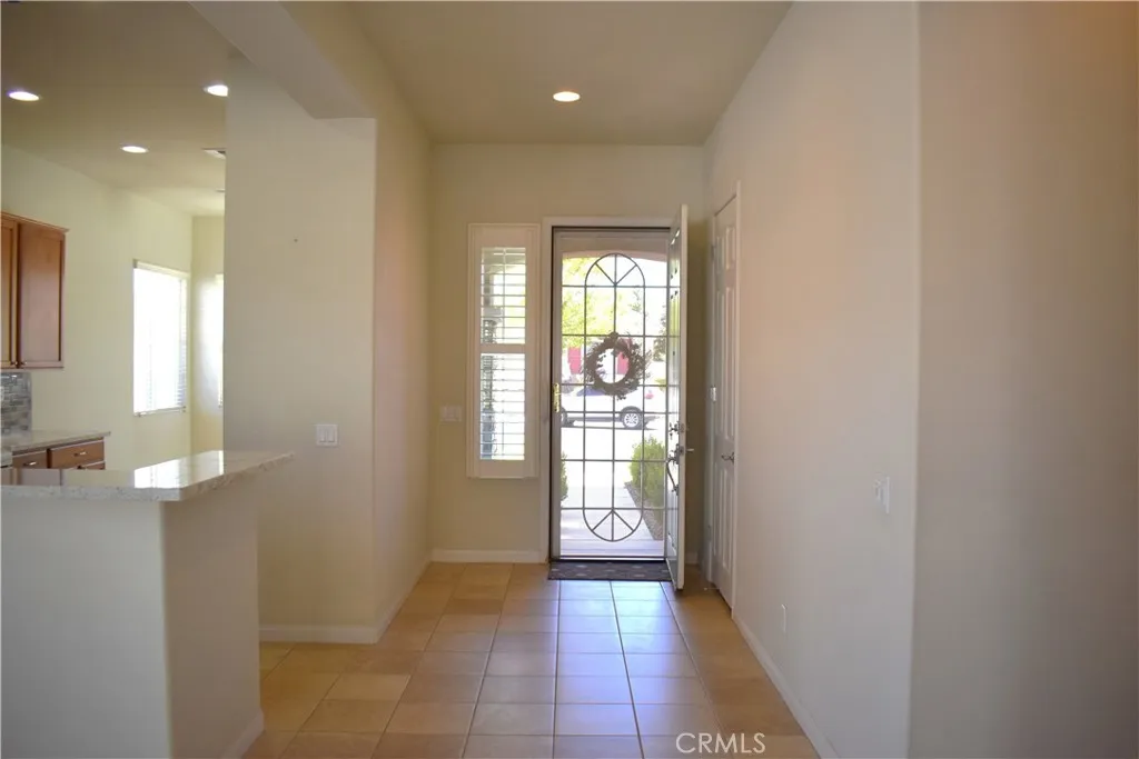 19484 Biltmore Road, Apple Valley, CA 92308 - Photo 3 of 45, Apple Valley, CA