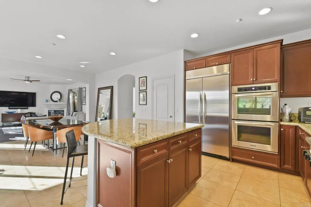 https://cdn.realtyfeed.com/cdn/127/306622920/2a504a9914dcfa901d704c4b9f5175fb.webp