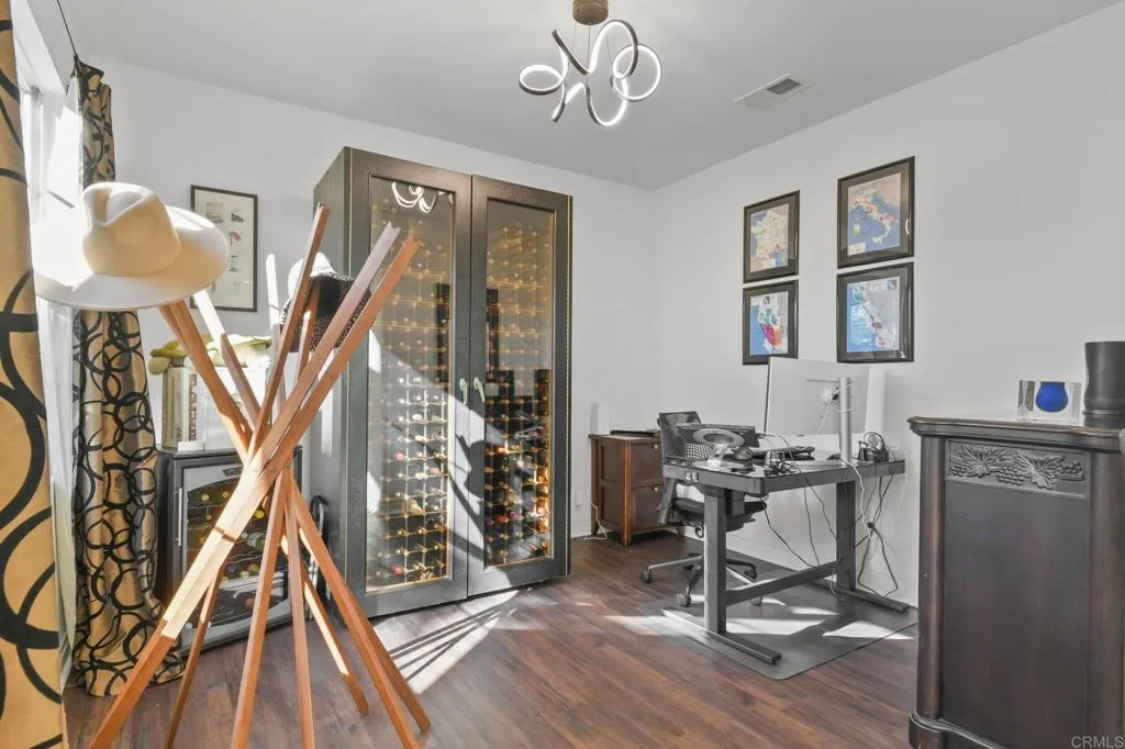 https://cdn.realtyfeed.com/cdn/127/306622920/412ef2defceee62007d91b07de7b1eb1.webp