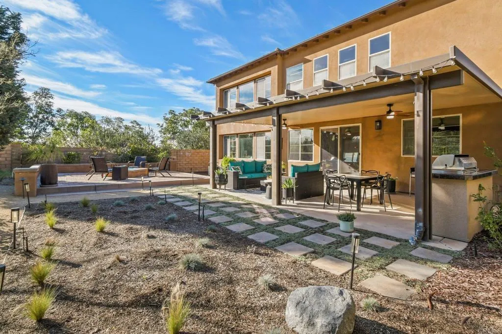 https://cdn.realtyfeed.com/cdn/127/306622920/72cbbe5e830b8b09b3a1a8320aa96c89.webp
