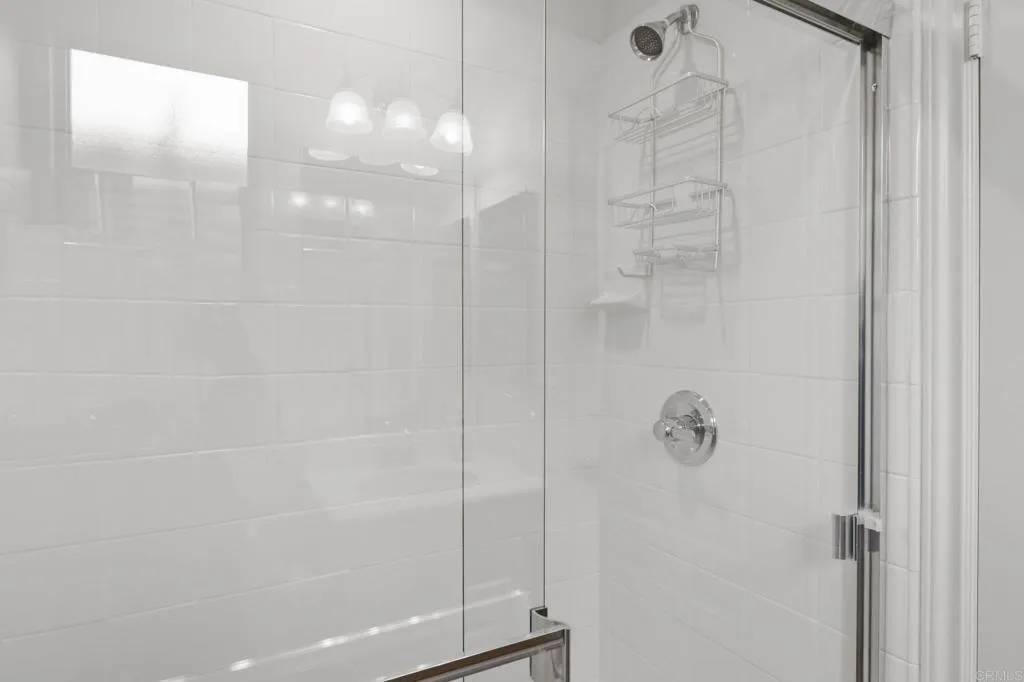 https://cdn.realtyfeed.com/cdn/127/306622920/800240ae41868fc065cc28993efba353.webp