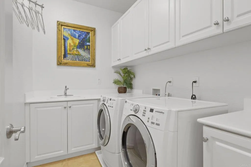 https://cdn.realtyfeed.com/cdn/127/306622920/81448b0384eedfb455a7c3f0489e545b.webp
