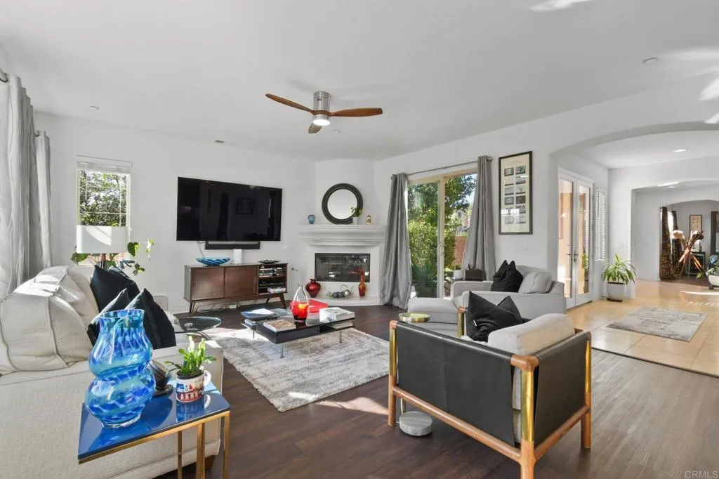 https://cdn.realtyfeed.com/cdn/127/306622920/96690a3f1c21d6b35f18d7dcbf1d6273.webp