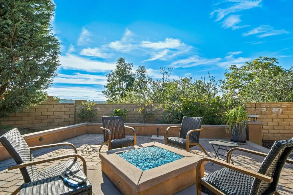 https://cdn.realtyfeed.com/cdn/127/306622920/fb809d108578da20283f35ed2d07fae0.webp