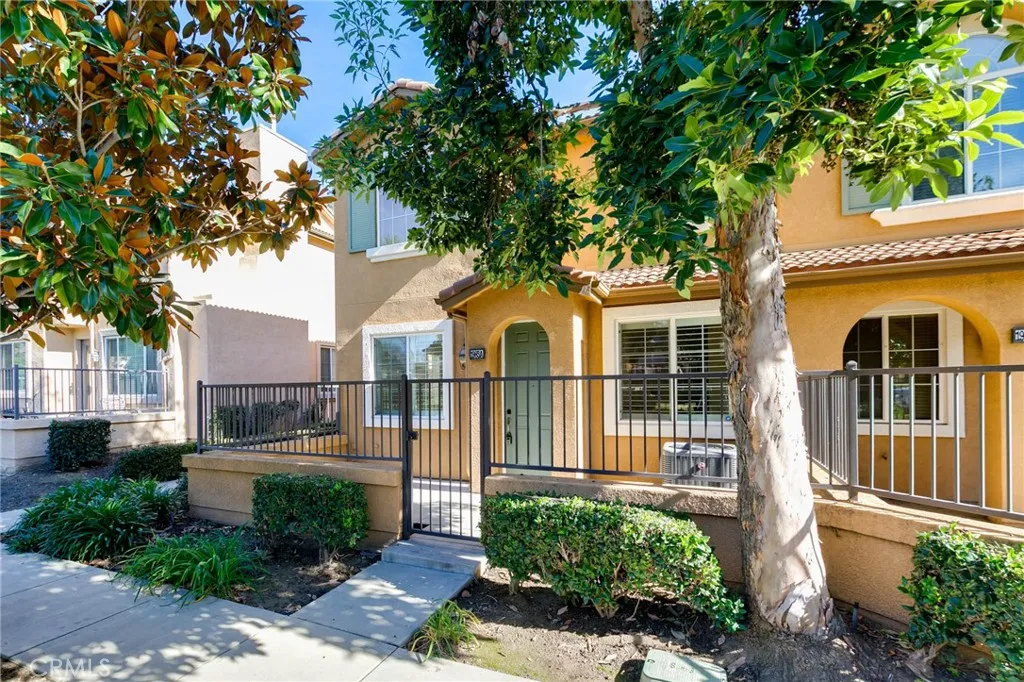 1985 E Harvard Privado Unit A, Ontario, CA 91764 - Main photo, Ontario, CA