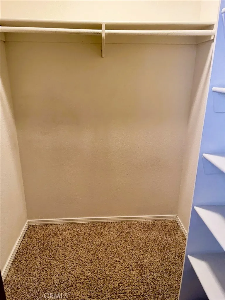 https://cdn.realtyfeed.com/cdn/127/306622955/29182f9777298ea4f14dbee3ffe57539.webp