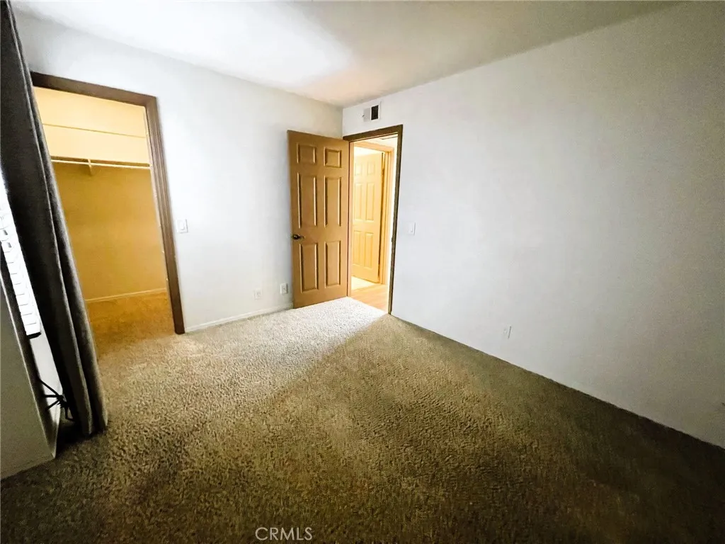 https://cdn.realtyfeed.com/cdn/127/306622955/2e66b391ffc60edb60ff022e96694dd2.webp