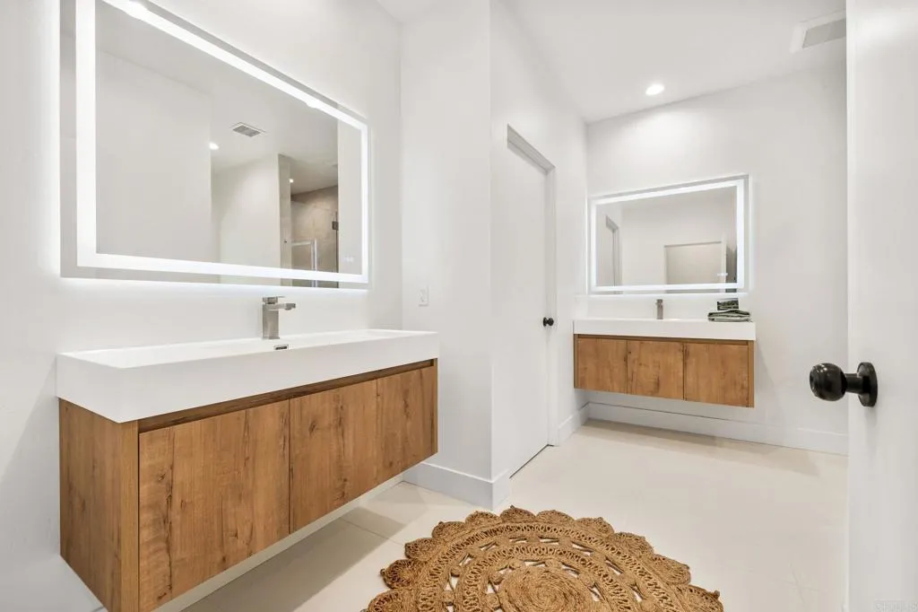 https://cdn.realtyfeed.com/cdn/127/306622973/02b1b8605d8581419855308d4d1de1b2.webp