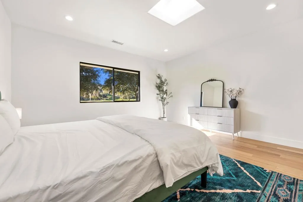 https://cdn.realtyfeed.com/cdn/127/306622973/066006159255361ec82c199f9a183e2a.webp