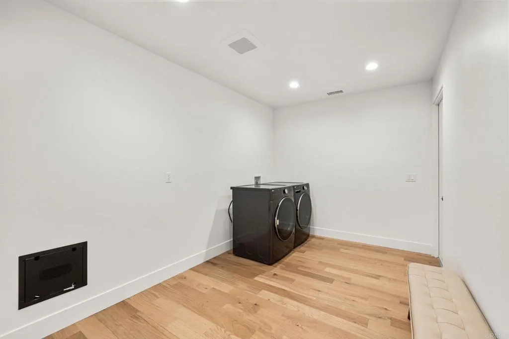 https://cdn.realtyfeed.com/cdn/127/306622973/1375758c7b519514e3b3f07de3b3883d.webp