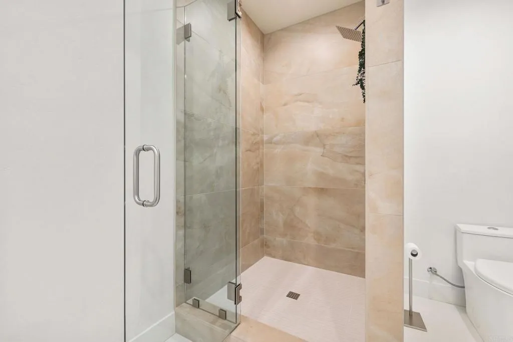 https://cdn.realtyfeed.com/cdn/127/306622973/26a303274553a19ac925d642386d0941.webp