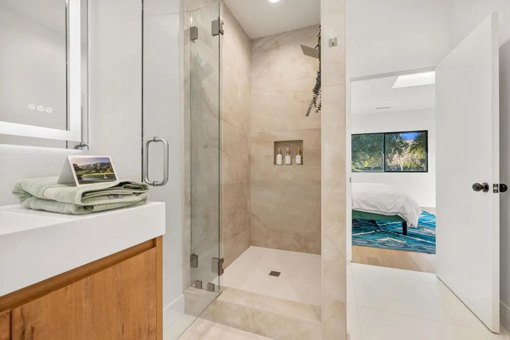 https://cdn.realtyfeed.com/cdn/127/306622973/8282637c0eb9220669fe7f8f663bde66.webp