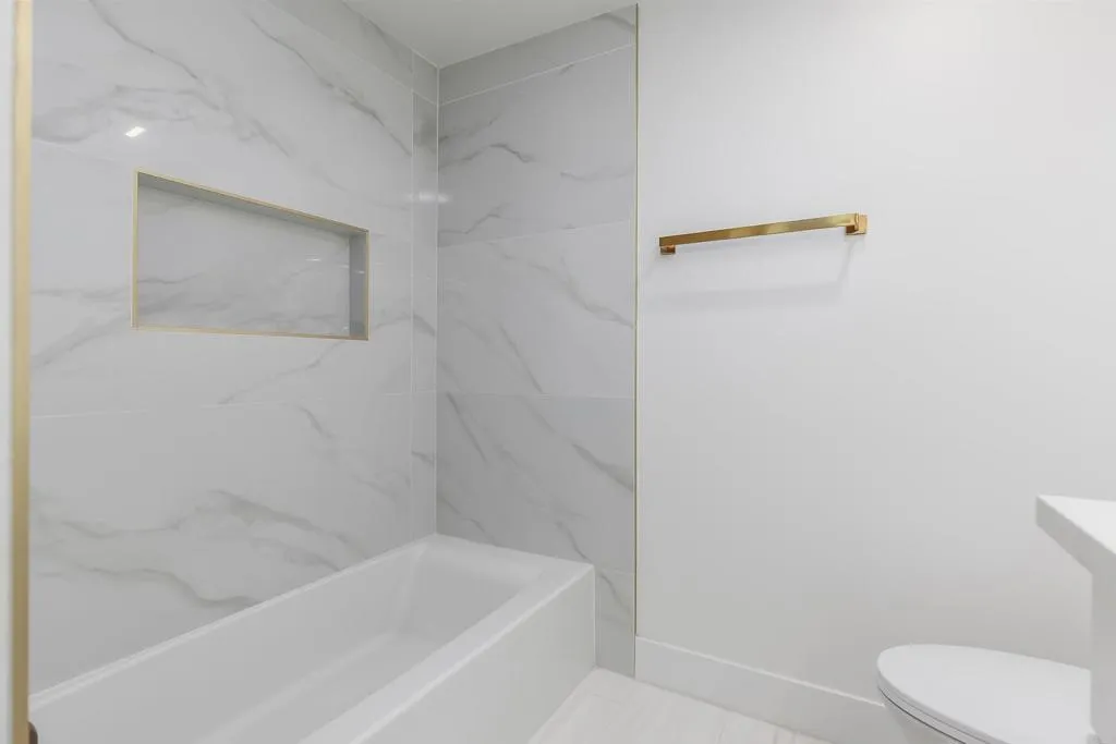 https://cdn.realtyfeed.com/cdn/127/306623090/e56616fccf24687d73ed542de298d86e.webp