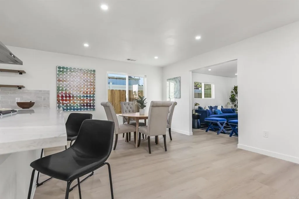 https://cdn.realtyfeed.com/cdn/127/306623104/338c7eb3f6f7a716b69da1718dacae1b.webp