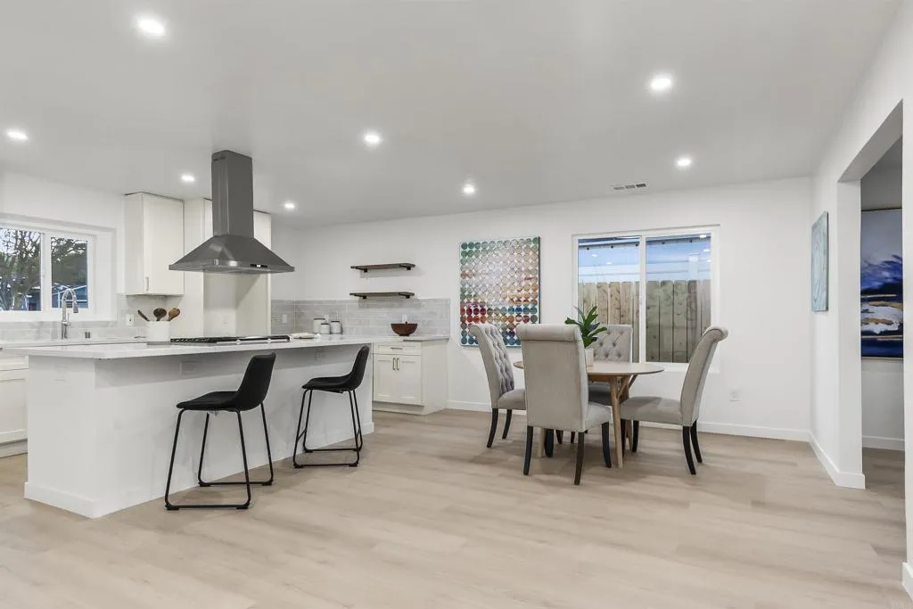 https://cdn.realtyfeed.com/cdn/127/306623104/6603d06a6245c45891697b55f0823f56.webp