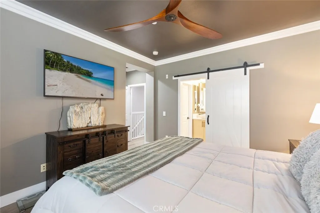 https://cdn.realtyfeed.com/cdn/127/306623108/40f6f42f7f80233ef134841d044bda67.webp