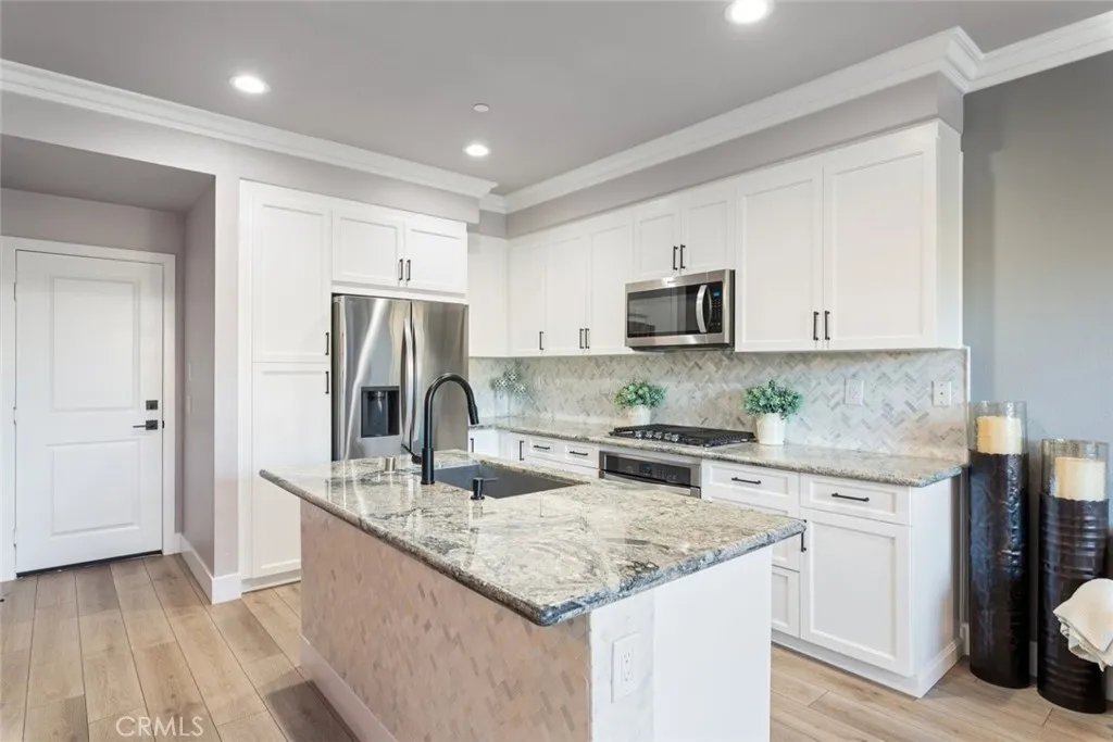 Photo #10: IG26012824 Listing: Photo #10