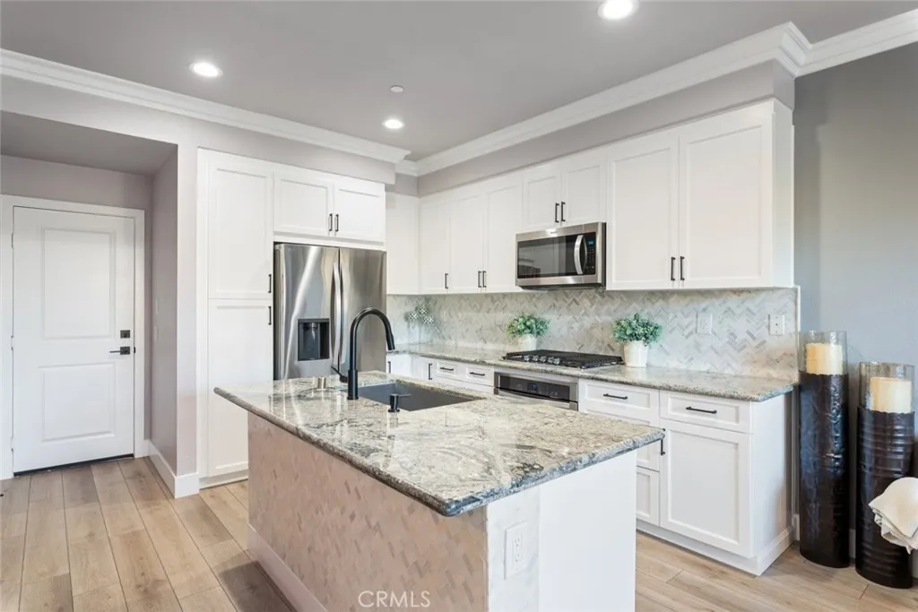 Photo #10: IG26012824 Listing: Photo #10