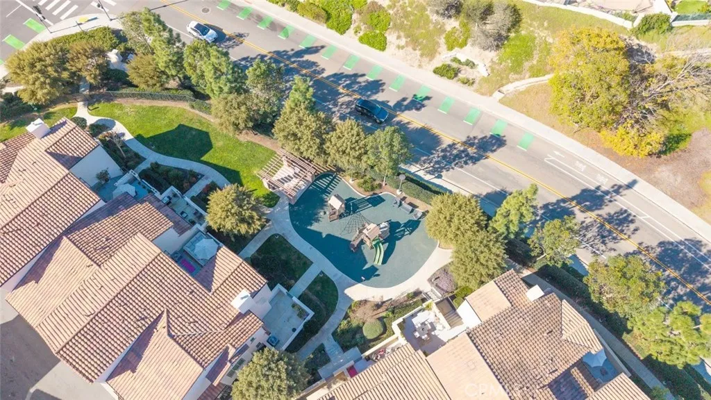 https://cdn.realtyfeed.com/cdn/127/306623108/a25573d50524e6579e8dad90722968fc.webp